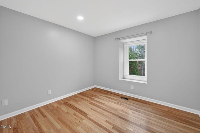 1112 Stonehedge Avenue, Durham, NC 27707