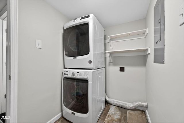 1112 Stonehedge Avenue, Durham, NC 27707