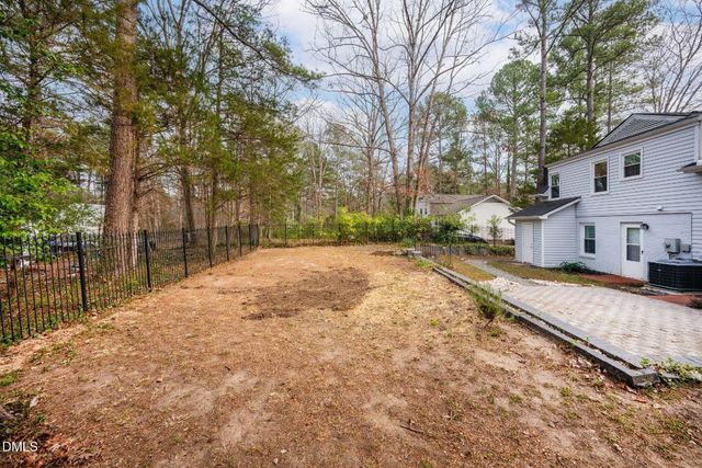 1112 Stonehedge Avenue, Durham, NC 27707