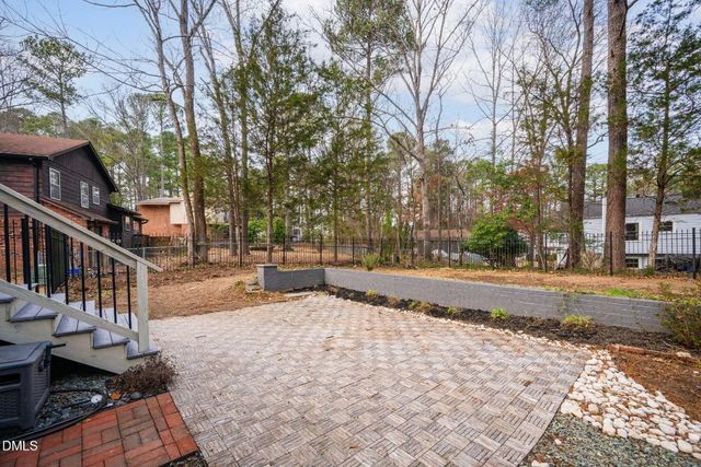 1112 Stonehedge Avenue, Durham, NC 27707