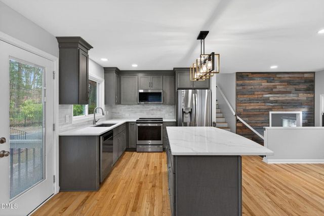 1112 Stonehedge Avenue, Durham, NC 27707