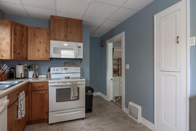 340 Nicollet Avenue, North Mankato, MN 56003