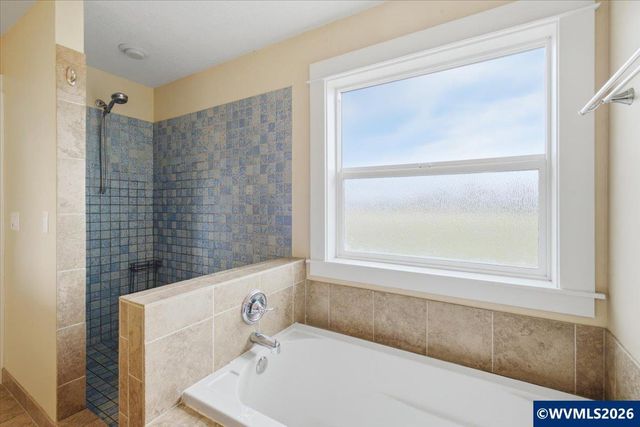 4876 Old Salem Rd NE, Albany, OR 97321