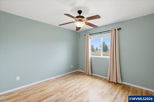 4876 Old Salem Rd NE, Albany, OR 97321