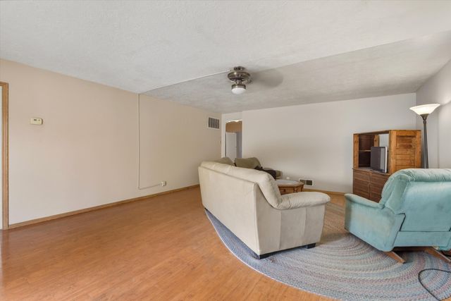 5420 MOUNTAIN Road NE, Albuquerque, NM 87110