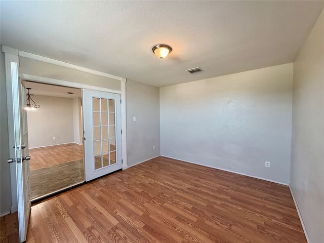 2732 Ingram Circle, Mesquite, TX 75181