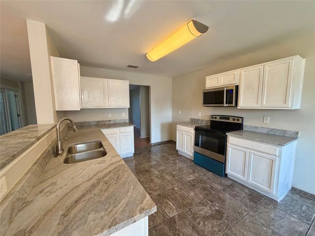 2732 Ingram Circle, Mesquite, TX 75181