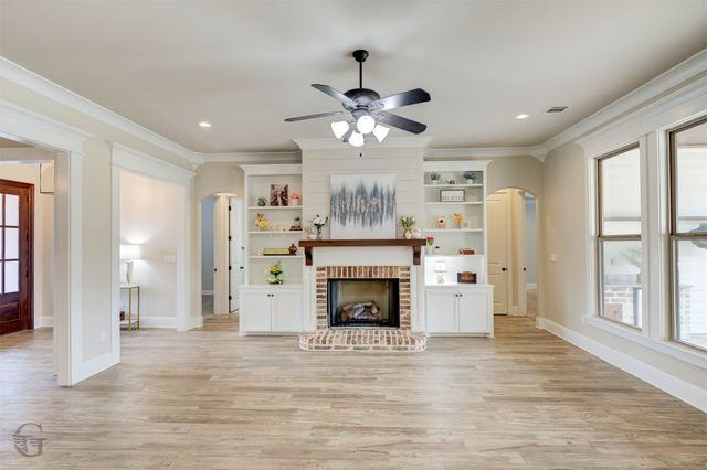 250 Piccadilly Circle, Bossier City, LA 71111