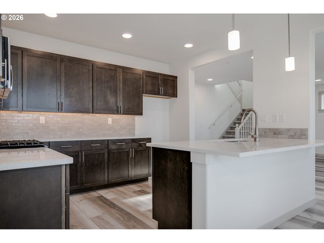 3714 WELDON Ln, Eugene, OR 97403