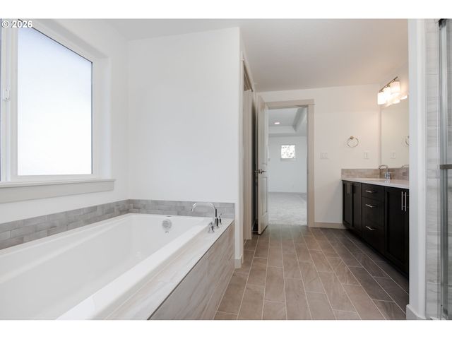 3714 WELDON Ln, Eugene, OR 97403