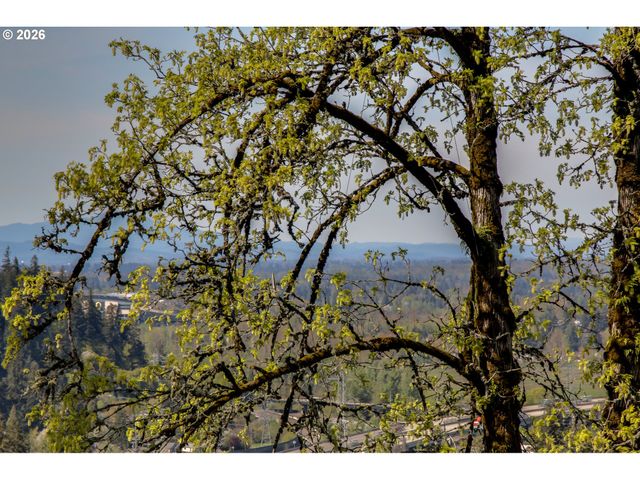 3714 WELDON Ln, Eugene, OR 97403