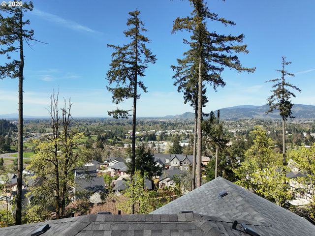 3714 WELDON Ln, Eugene, OR 97403