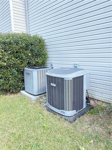 1064 Spanish Moss Court, Lawrenceville, GA 30045