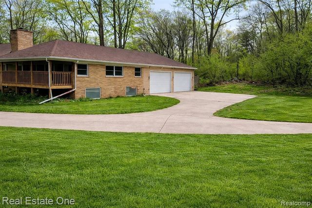 27634 Wellington Street, Farmington, MI 48334