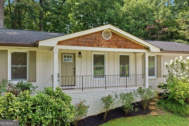 3212 Foxwood Trail SE, Smyrna, GA 30082