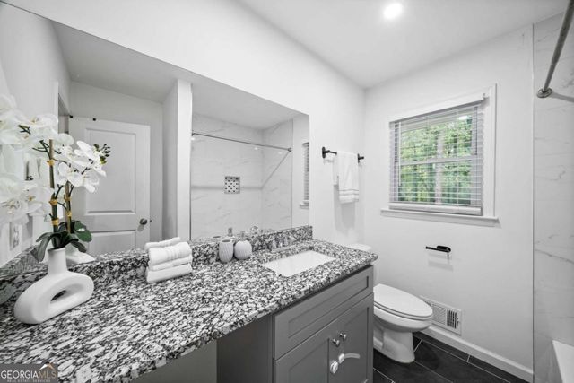 3212 Foxwood Trail SE, Smyrna, GA 30082