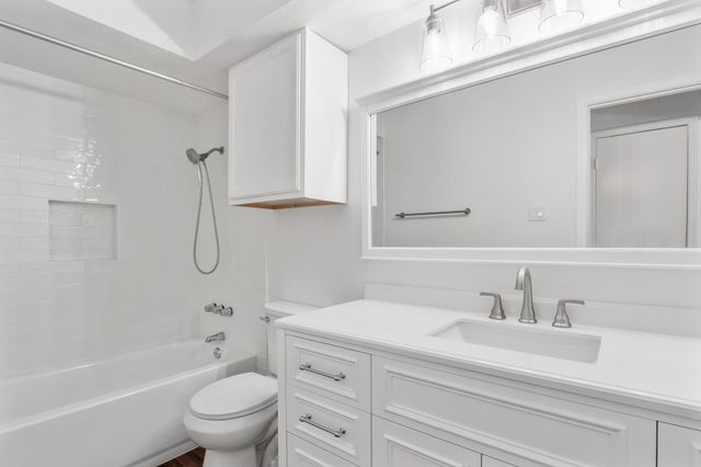 4711 Spicewood Springs RD 166, Austin, TX 78759