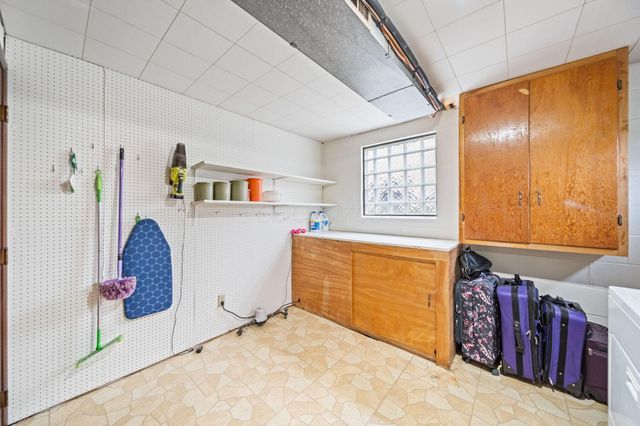 439 Canterwood Court, Columbus, OH 43230