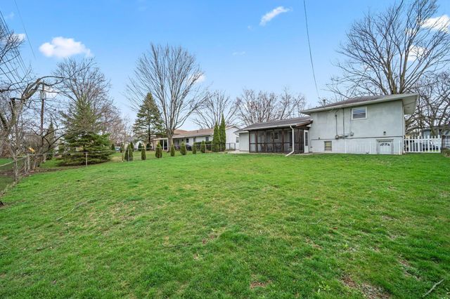 439 Canterwood Court, Columbus, OH 43230