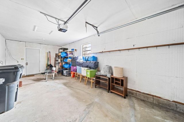 439 Canterwood Court, Columbus, OH 43230