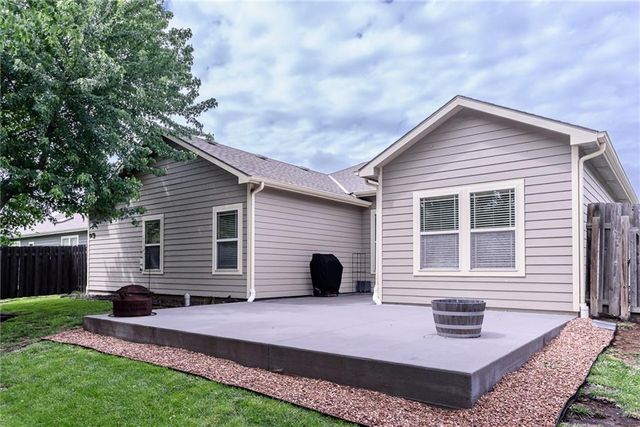 4125 Seele Way, Lawrence, KS 66049