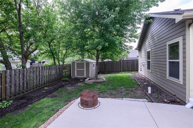 4125 Seele Way, Lawrence, KS 66049