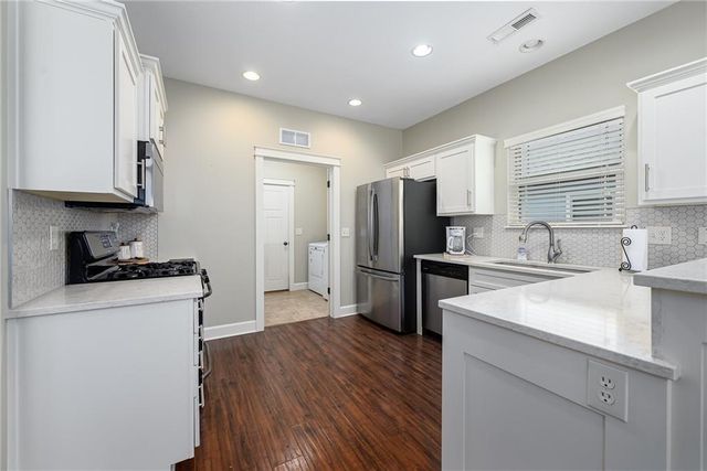 4125 Seele Way, Lawrence, KS 66049