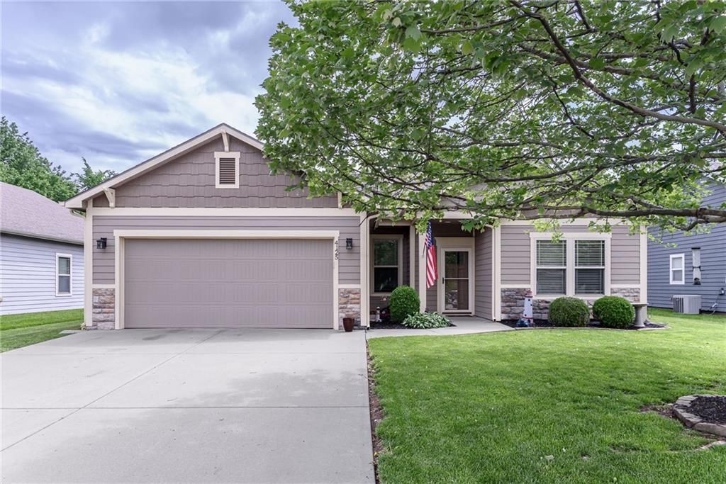 4125 Seele Way, Lawrence, KS 66049