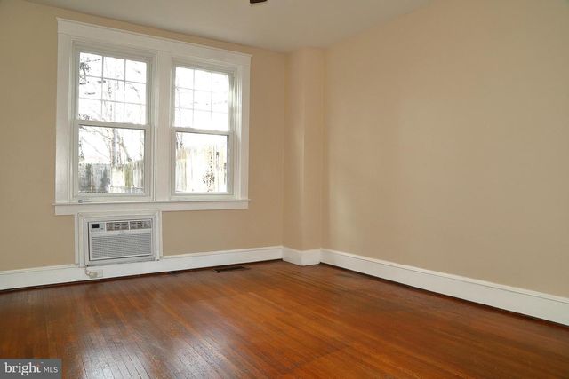 920 N DUKE ST, Lancaster, PA 17602