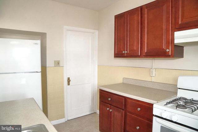 920 N DUKE ST, Lancaster, PA 17602