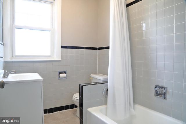 920 N DUKE ST, Lancaster, PA 17602