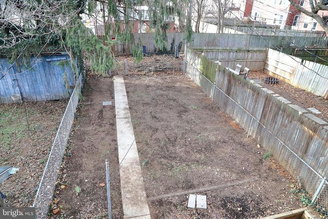 920 N DUKE ST, Lancaster, PA 17602