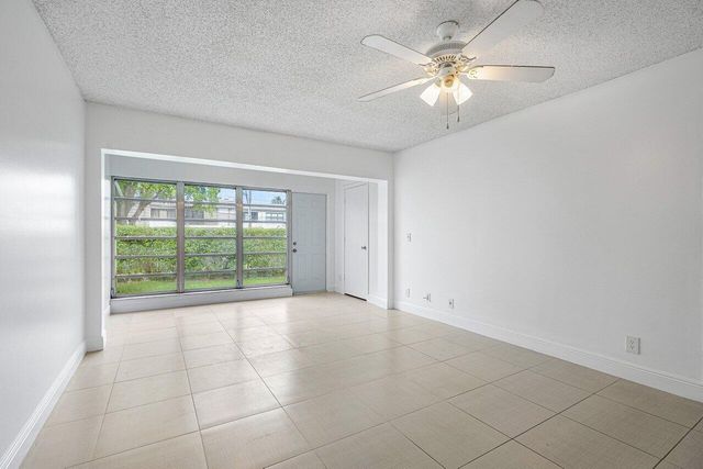 1021 Flame Vine Avenue, Delray Beach, FL 33445