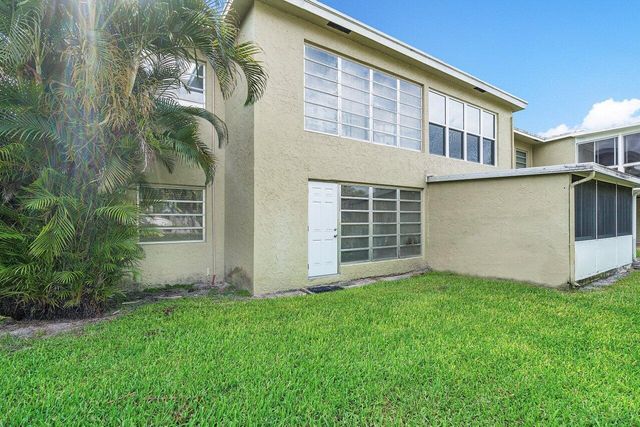 1021 Flame Vine Avenue, Delray Beach, FL 33445