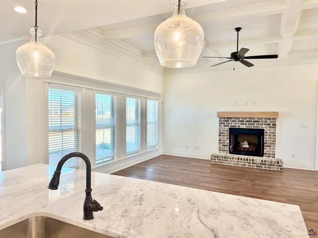 408 Bristleleaf Path, Kathleen, GA 31047