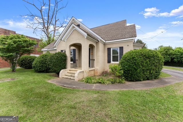 592 N Main Street, Cornelia, GA 30531