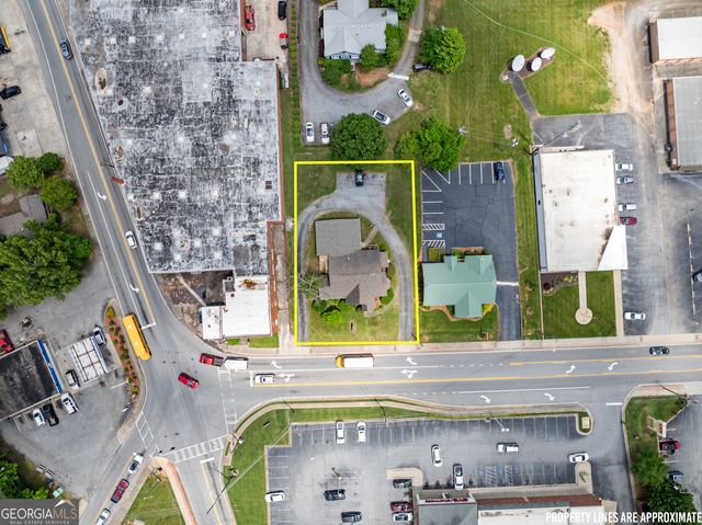 592 N Main Street, Cornelia, GA 30531