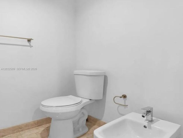 1717 N Bayshore Dr A-1533, Miami, FL 33132