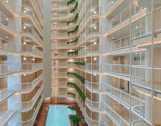 1717 N Bayshore Dr A-1533, Miami, FL 33132