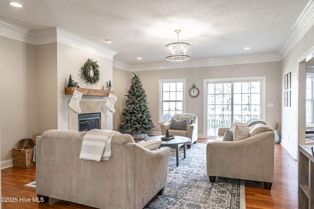 112 Mccracken Drive, West End, NC 27376