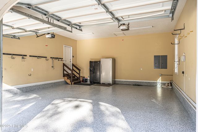 112 Mccracken Drive, West End, NC 27376