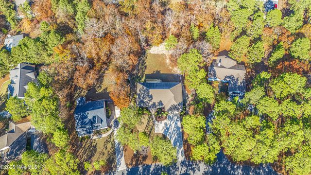 112 Mccracken Drive, West End, NC 27376