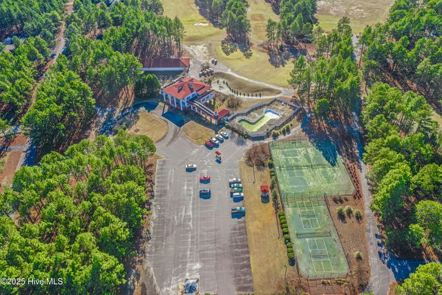 112 Mccracken Drive, West End, NC 27376