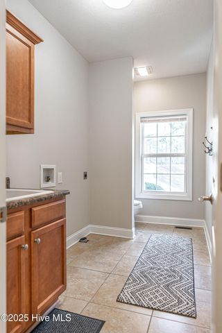 112 Mccracken Drive, West End, NC 27376