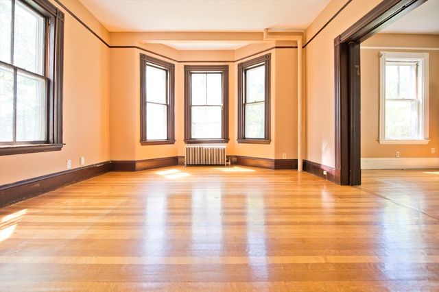 121 Ashmont St, Boston, MA 02124