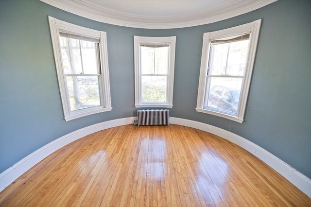 121 Ashmont St, Boston, MA 02124