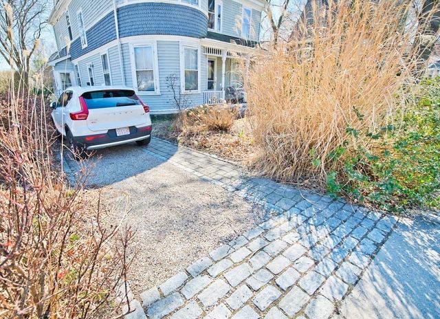 121 Ashmont St, Boston, MA 02124