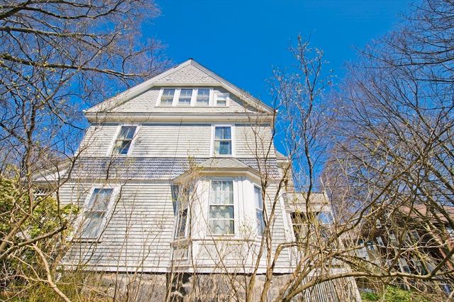 121 Ashmont St, Boston, MA 02124