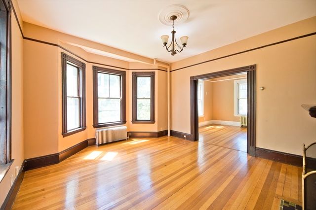 121 Ashmont St, Boston, MA 02124
