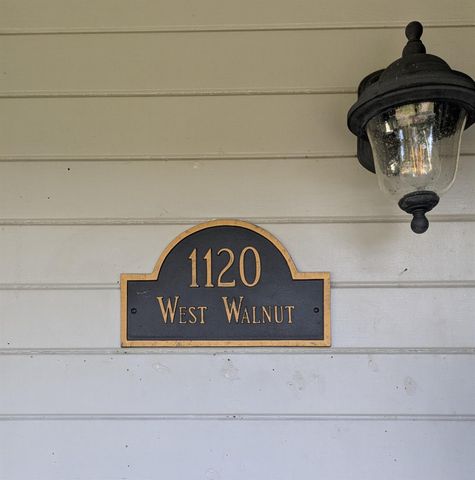 1120 W Walnut St, Stockton, CA 95203
